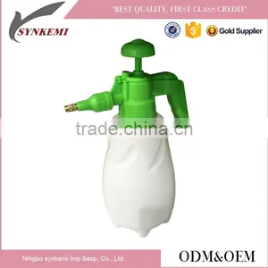 1L Small Garden Pressure Sprayer thumbnail-1