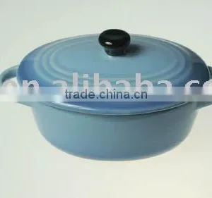 Stoneware Casserole Oval Shape With Black Lid thumbnail-1
