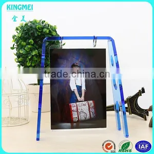 KM-VP94 Creative Design Scrolling Acrylic Swing Shape Photo Moving Picture Frame thumbnail-1