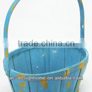 TURQUOISE WASH OVAL BAMBOO CHIP BASKET W/HANDLE thumbnail-1