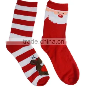 Wholesale Custom Christmas Socks in High Quality thumbnail-1