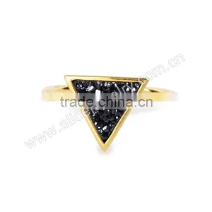 Fashion Druzy Triangle Geometric Crystal Druzy Ring Gold Filled Wholesale Gemstone Bezel Ring Supplier thumbnail-5