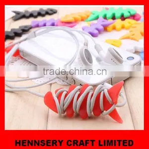 Customized Shape and Logo Soft Pvc Rubber Earphone Cable Cord Holder Clip thumbnail-1