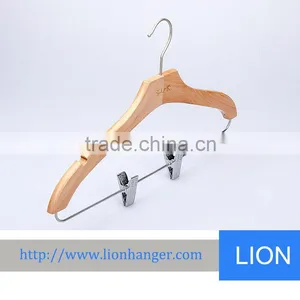 Lioncity W1012 Clothes Wooden Hanger thumbnail-1
