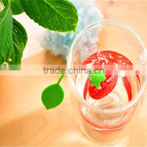 Reuseable Foof Safe Silicone Red Strawberry Shape Tea Leaf Bag Holder Punch Filter Tea Infuser thumbnail-3