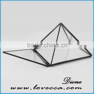 Air Plant Holder Fashion Home Decoration Triangle Geometrical Glass Terrarium Box thumbnail-2