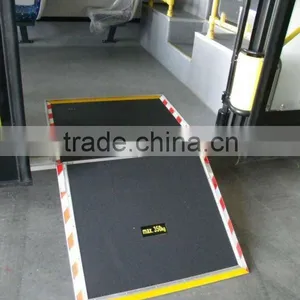 Fold Aluminum Manual Wheelchair Ramp for Bus thumbnail-1