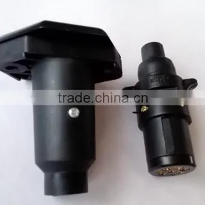 Male and Female 7 Pin Trailer Plug thumbnail-1