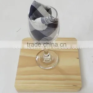 China Customized Cheap 2 Person Type Insulation Wicker Willow Picnic Basket With Cheeseboard Cooler Bag thumbnail-6