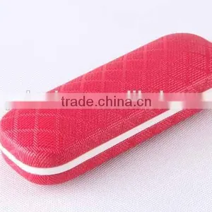 Diamond Design PU Cover Glasses Box With Magnet/glasses Case thumbnail-2