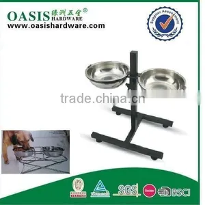Adjustable Height Dog Feeder thumbnail-1