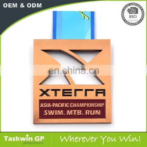 China Wholesale High Quality Triathlon Medal thumbnail-1