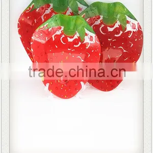 Temptation of Strawberry Fruit Series Glass Plate thumbnail-2