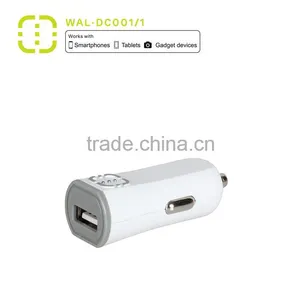 Walnut Universal MFI Certified Car Charger With 2.1A Output thumbnail-2