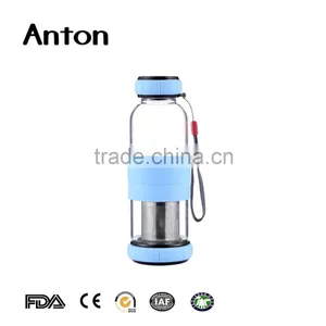 19oz High Glass Water Bottle With Colored Sleeve Uit Infuser Water Bottle BPA Free Water Bottle With Metal Lid thumbnail-1