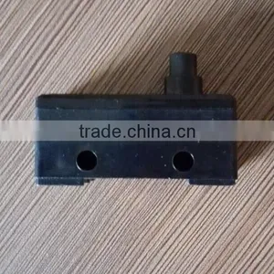 GK26-1A Bag Closing Electric Switch Manufacturing Machine thumbnail-3