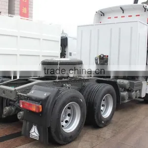 New Model Sinotruk Howo 340hp 6*4 LNG Prime Mover for Sale thumbnail-2