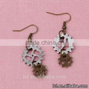 Cheap Fashion Imitation Jewelry Steampunk Clock Imitation Gold Earrings Party Dress New Made in China Yiwu thumbnail-4