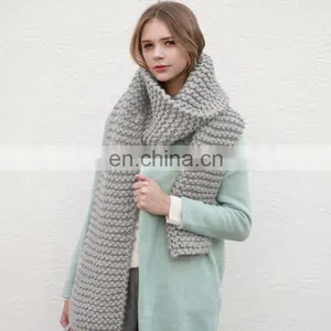 Newest Design Top Quality Wholesale Acrylic Fan Knitted Scarf thumbnail-3