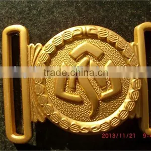 Custom Metal Belt Buckle With Gold Plating thumbnail-1