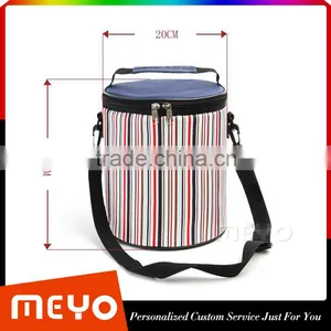 Custom Logo Food Box With Strip Carrier thumbnail-3