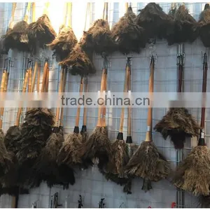 Factory Warehouse Ostrich Feather Magic Wooden Handle Duster thumbnail-6