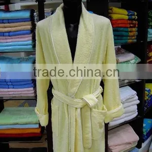 White/light Color 100% Cotton Quilted Bathrobe thumbnail-1