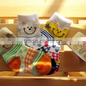 Plain Teen Boy Tube Socks thumbnail-5