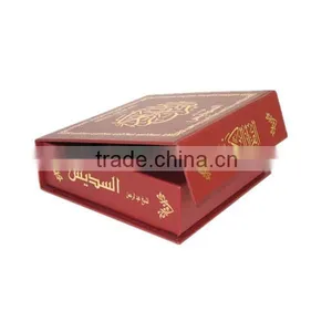 2015 Luxury Glossy Paper Magnetic Closure Folding Box for Cosmetic thumbnail-1