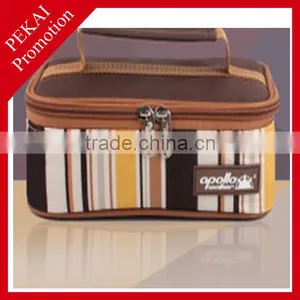 Wholesales Insulated With All Over Stripes Printing Cooler Bag for Lunch and Cosmetic thumbnail-1