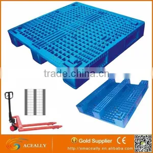 Heavy Duty Plastic Pallets Rackable Nesting Pallets thumbnail-1