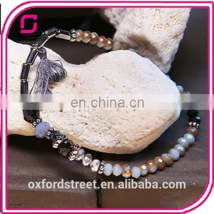 European Style Simple Macrame Environmental Glass Bean Bracelet thumbnail-3