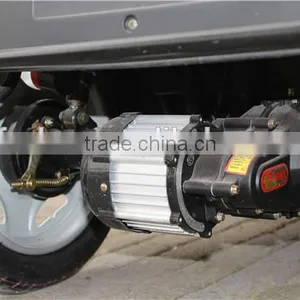 Three Wheel Electric Scooter Passenger Tricycle thumbnail-3