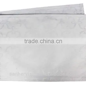 100% Polyester Jacquaed Design Pure Color Dining Placemat thumbnail-1