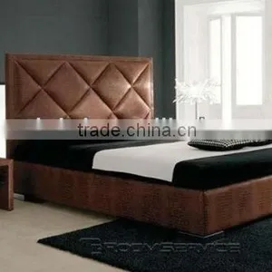 Diamond Leather Upholstered Bed W/slats-Full thumbnail-1