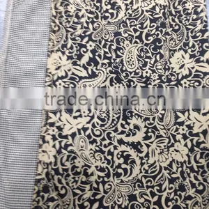 44%cotton 52%polyester 4%spandex Knitted Pig Print Fabric thumbnail-3