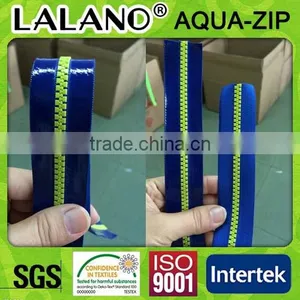 Special and Fashionable Zipper for Garment thumbnail-1