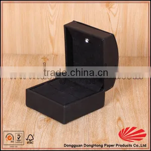 Small Delicate Hinged Packaging Velvet Ring Box for Wedding thumbnail-2