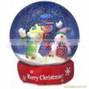 Christmas Snow Globe thumbnail-1