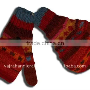 Woolen Gloves thumbnail-1