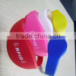 Access Control UHF RFID Cheap&cool Silicone Wristband thumbnail-6