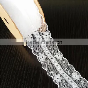 African Wholesale 100%Polyester White Lace Fabric thumbnail-2