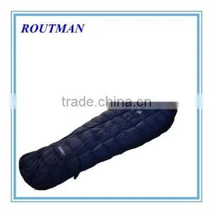 Stylish White Goosedown Luxury Sleeping Bag thumbnail-1