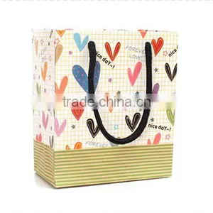 Colorful Heart Pattern Custom Gift Paper Bag for Candle thumbnail-2