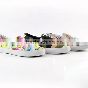Stock Shoes New Design Kids White Canvas Footwears thumbnail-3