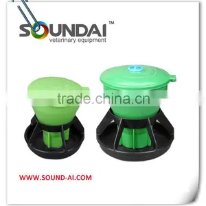 Automatic Plastic Feeder thumbnail-1