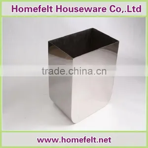 Travel Ice Box thumbnail-1