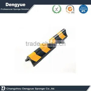 Red-White Adhesive Warning Car Corner Protector Foam thumbnail-2