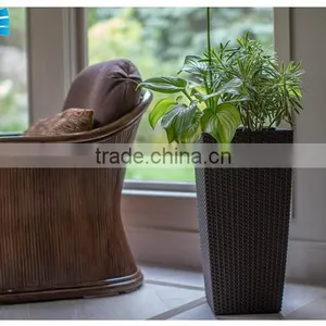 Self Watering Rattan Planter Pot thumbnail-5