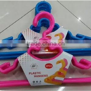 Plastic Colored Garment Hanger 5pcs/set thumbnail-2
